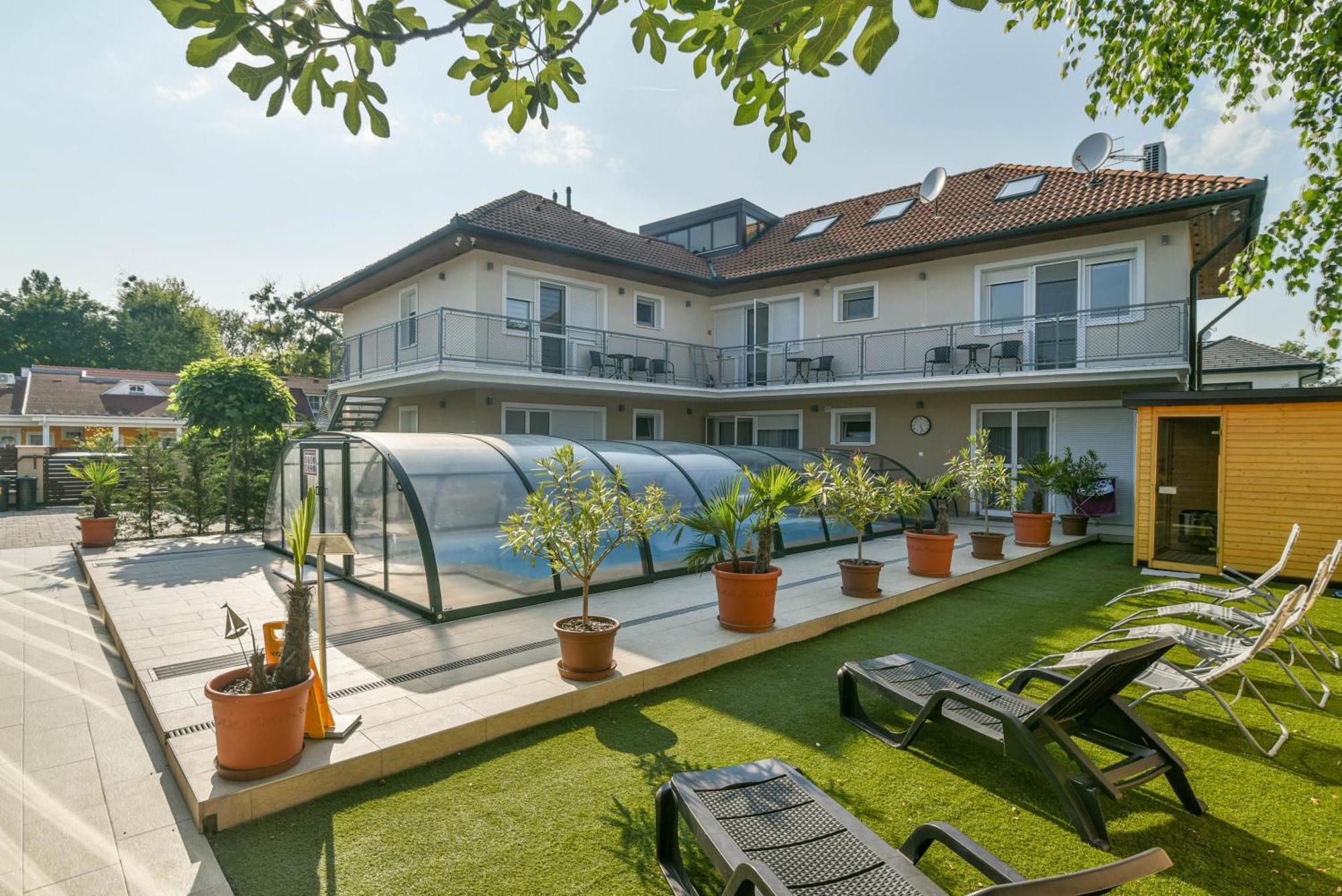 Happy Apartments 巴拉通雷勒 外观 照片
